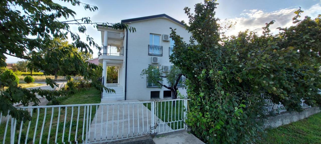Villa Bratislava Demir Kapija Esterno foto